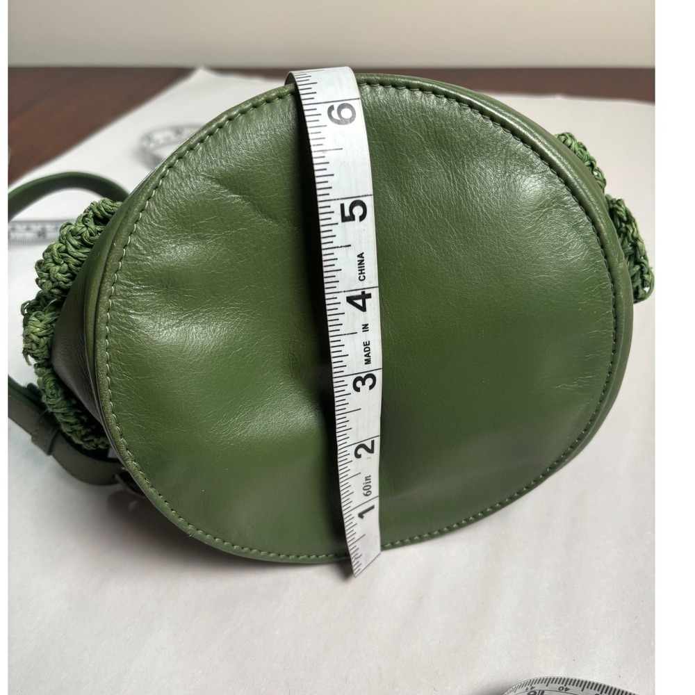 Free People Best in Show Bucket Bag OS Boho Green Crochet Leather Crossbody - Picture 7 of 11